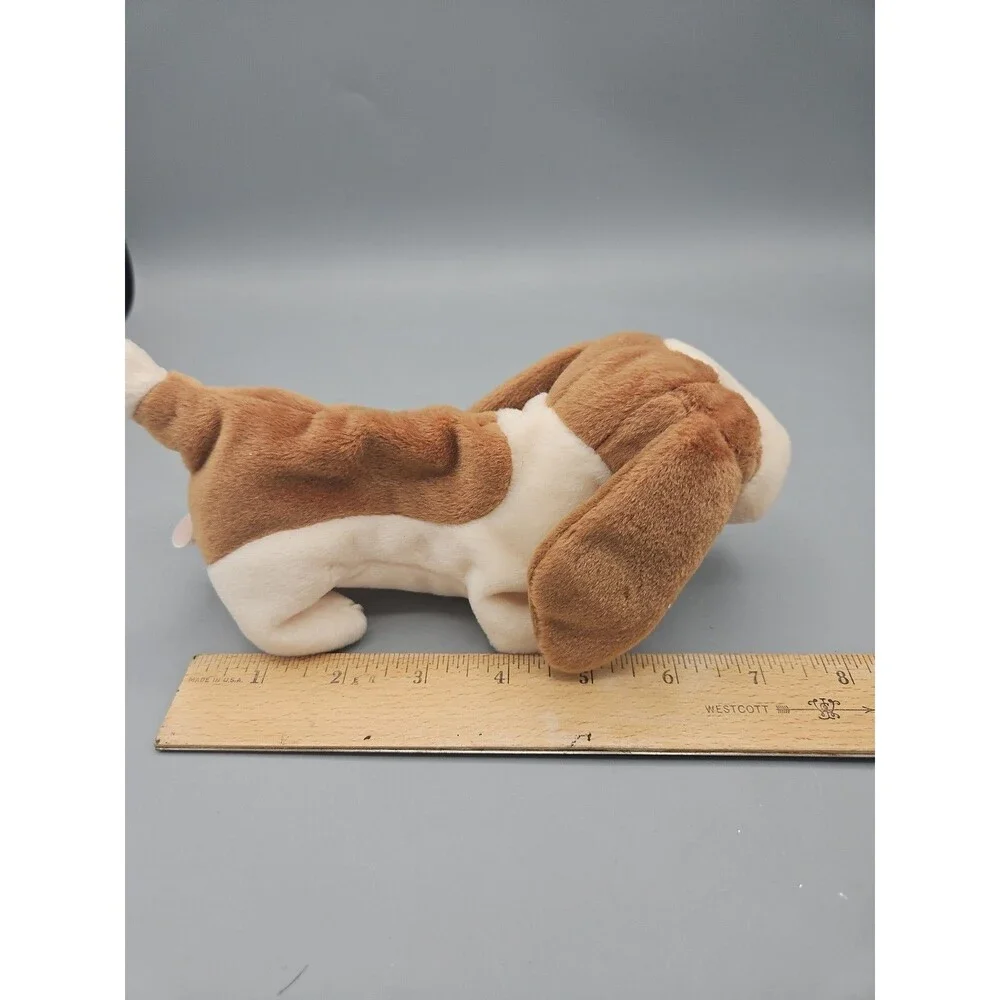 TY Beanie Baby TRACKER Brown & White Basset Hound Dog Plush 1997/1998 NWT
